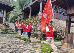 消防员携手大学生志愿者走进景迈山守护古村落