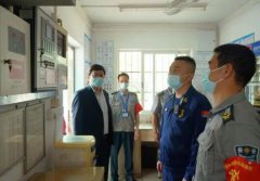 警方联合消防部门对区内各中小学及幼儿园开展安全工作